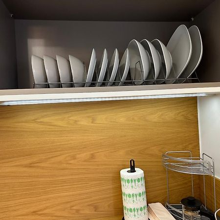 Warm And Modern Brand New Apartment Piraeus Ngoại thất bức ảnh