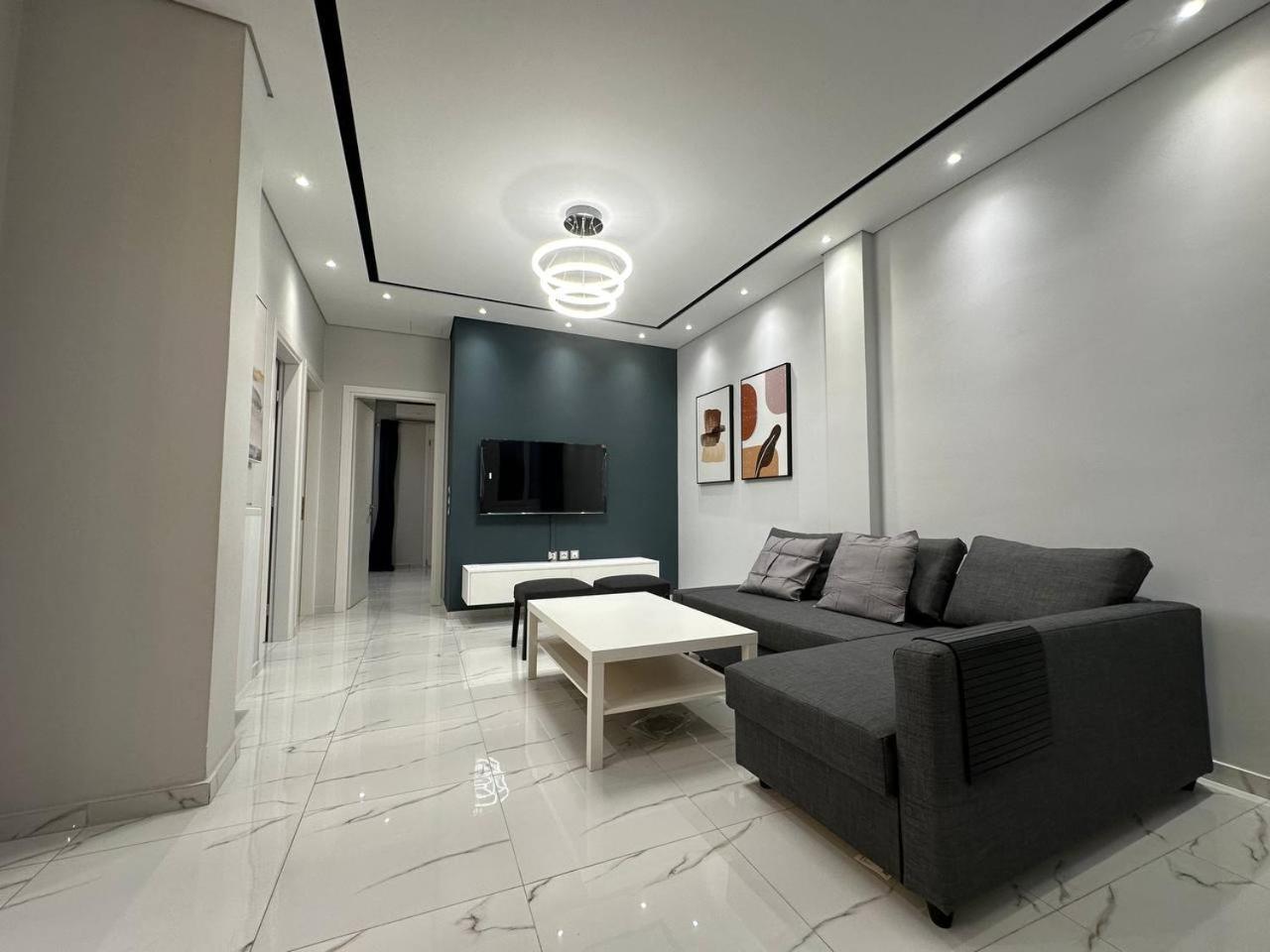 Warm And Modern Brand New Apartment Piraeus Ngoại thất bức ảnh