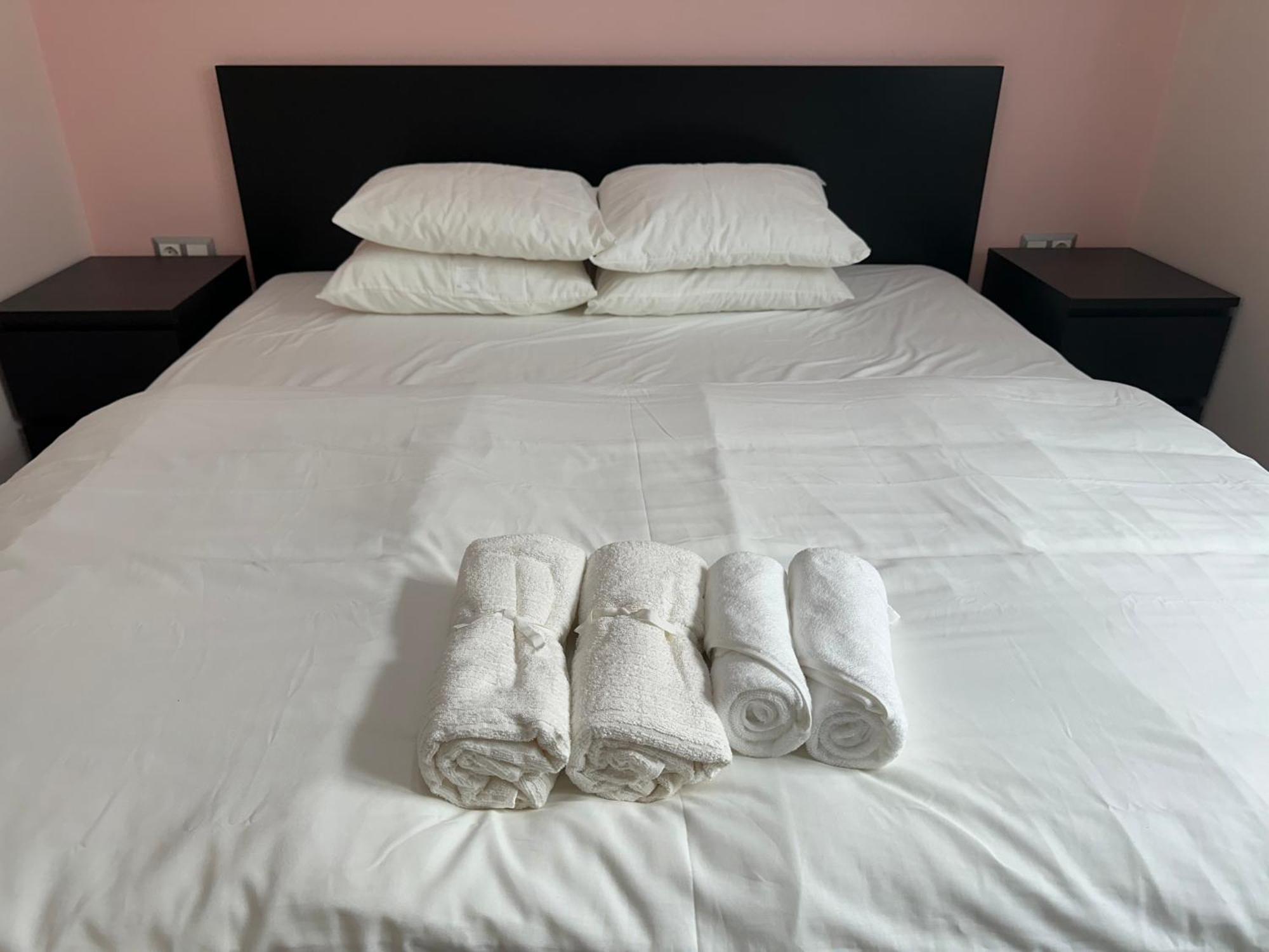 Warm And Modern Brand New Apartment Piraeus Ngoại thất bức ảnh