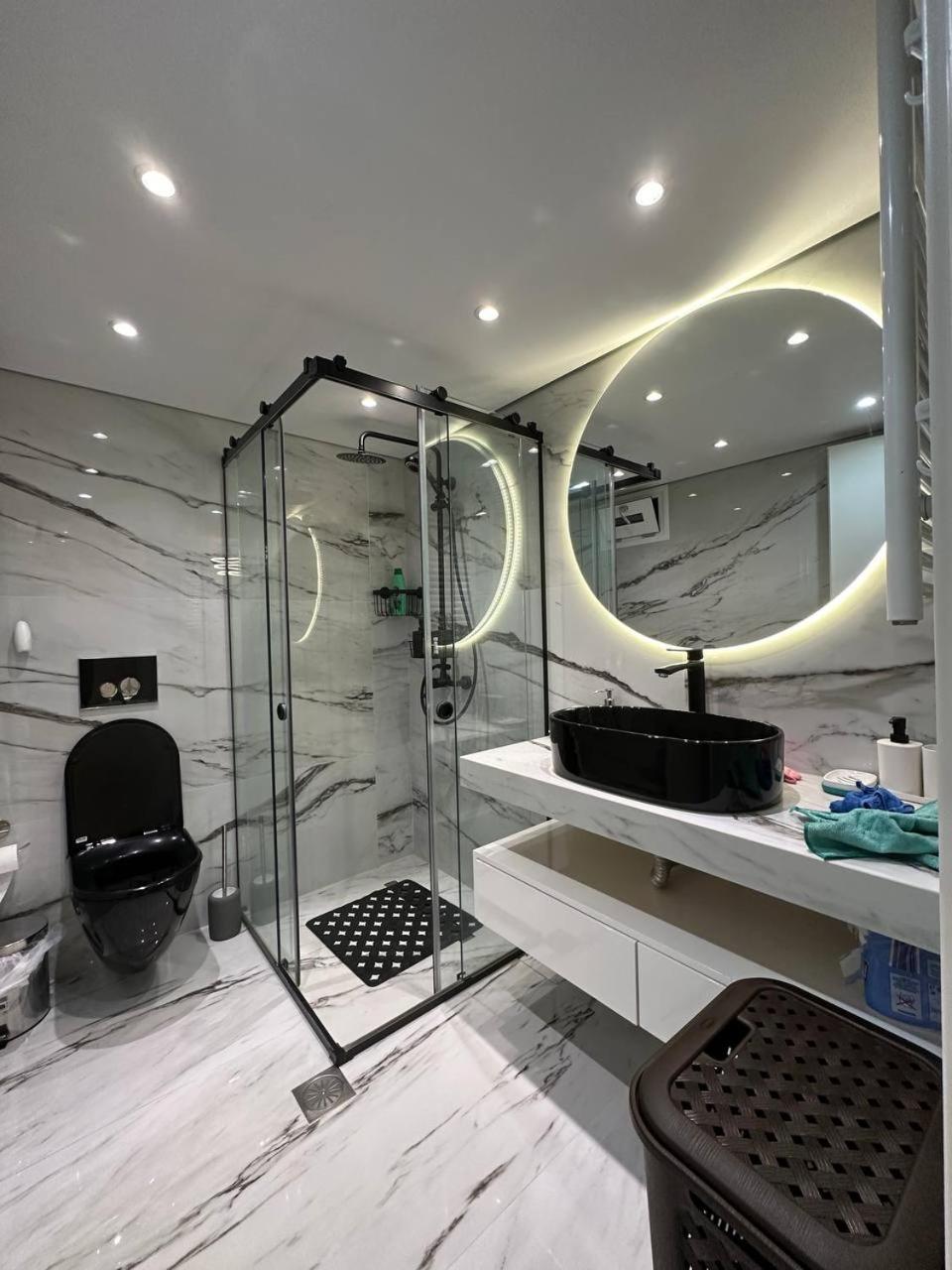 Warm And Modern Brand New Apartment Piraeus Ngoại thất bức ảnh