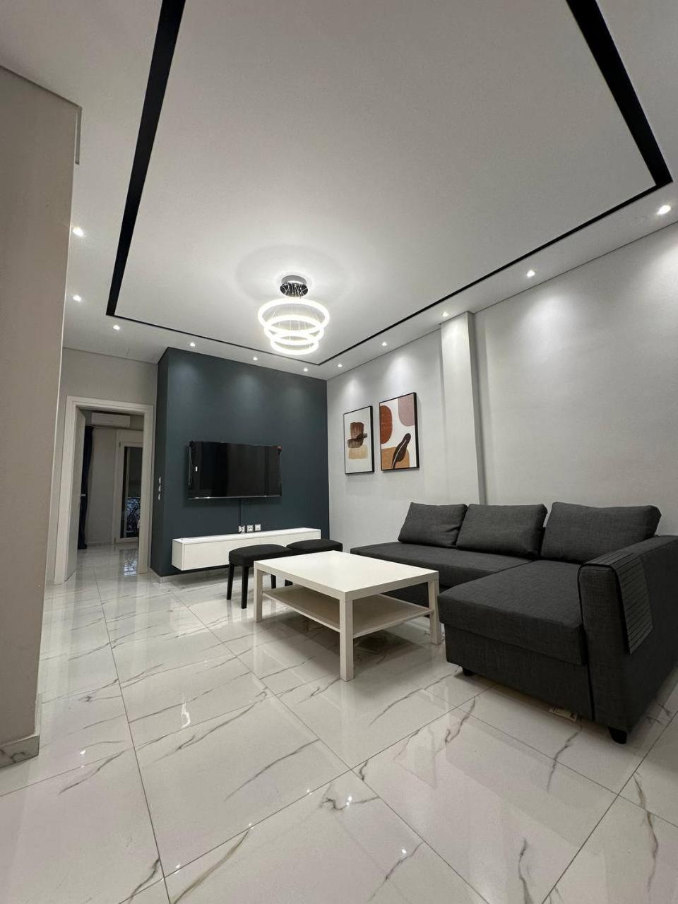 Warm And Modern Brand New Apartment Piraeus Ngoại thất bức ảnh